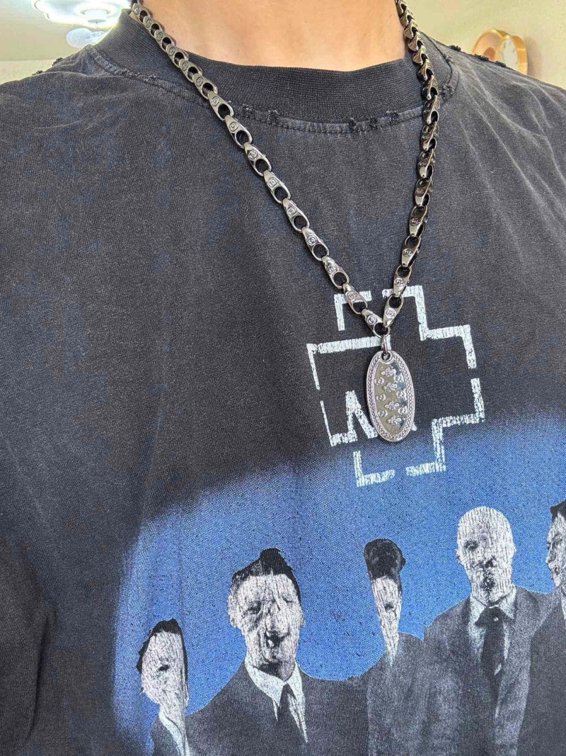 Gvc*1 necklaces